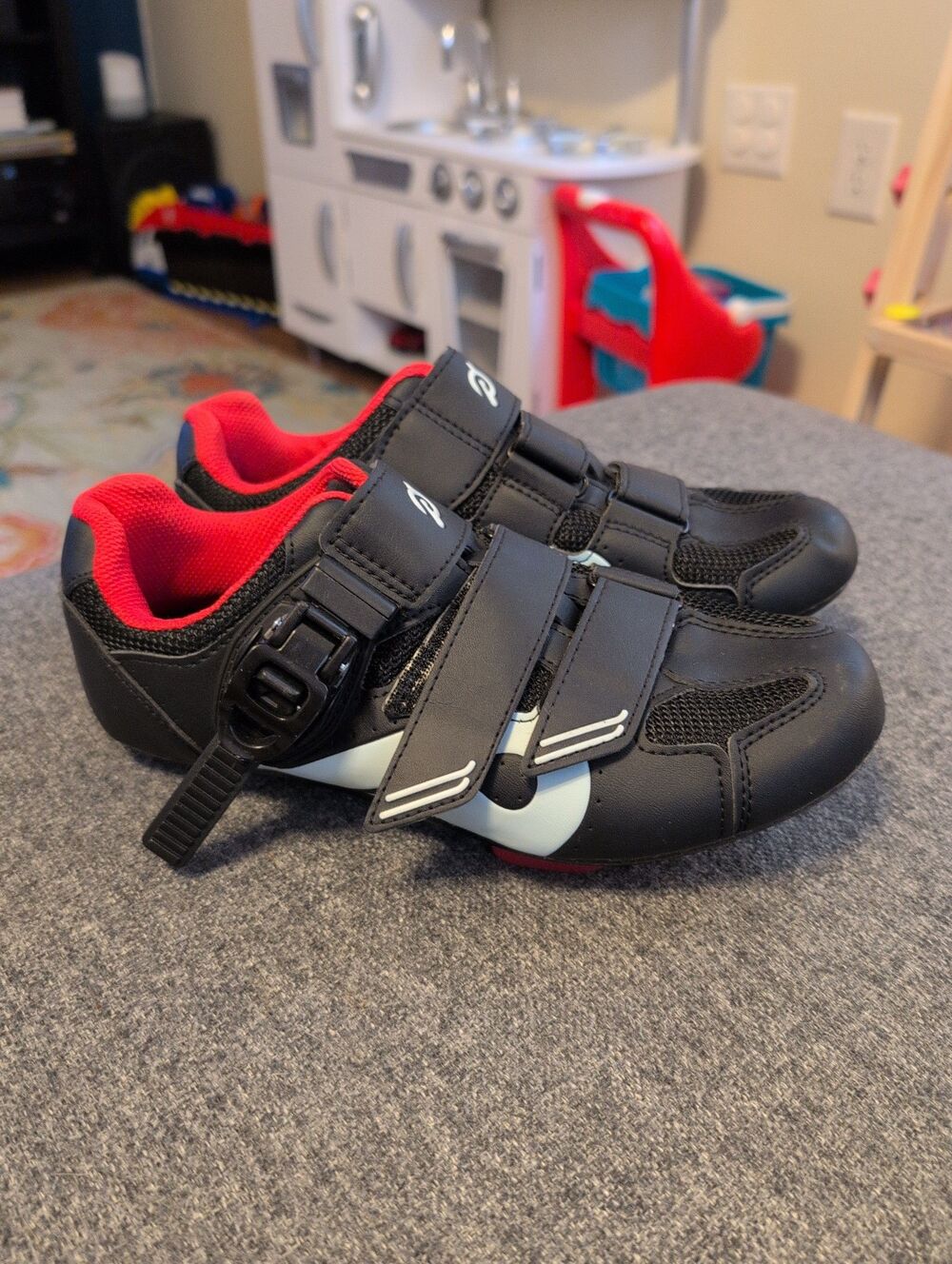 EUC Peloton cycling bike shoes with look delta cleats EU 38 US women's 7